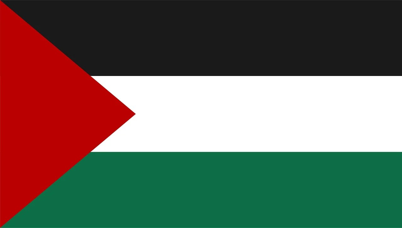 Illegittimo il licenziamento disciplinare di una maschera per aver urlato “Palestina libera” durante uno spettacolo