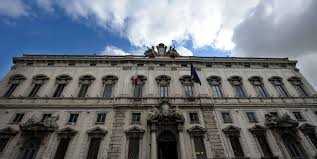 Tribunale di Roma ord. 24 febbraio 2021: la parola alla Consulta sulla legittimità dell’art. 9 del Dlgs 23/2015… Il canto del cigno del Jobs Act?